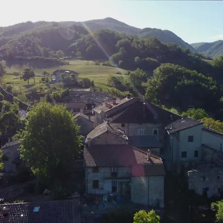 Couette-café La Forgia 4*