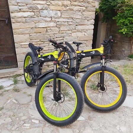 Bed & Breakfast La Forgia 4*